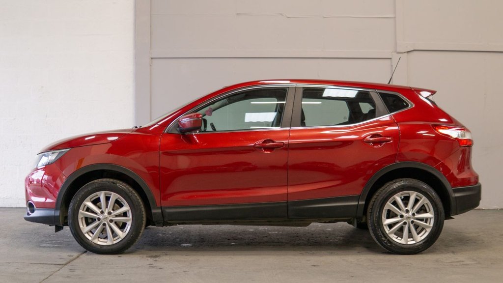 Used Nissan Qashqai 2015 for sale - 77383823: Photo 3