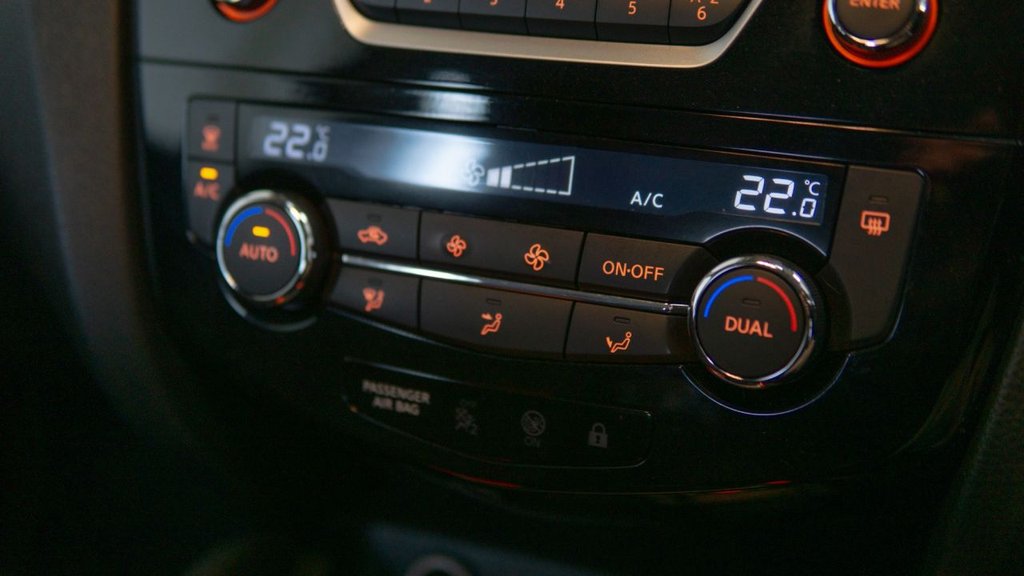 Used Nissan Qashqai 2015 for sale - 77383823: Photo 38