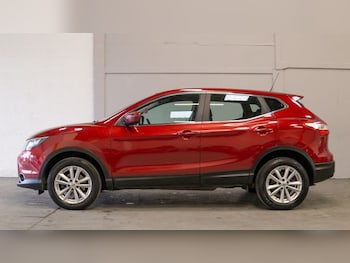 Used Nissan Qashqai 2015 for sale - 77383823: Photo