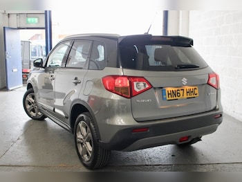 Used Suzuki Vitara 2017 for sale - 79603662: Photo