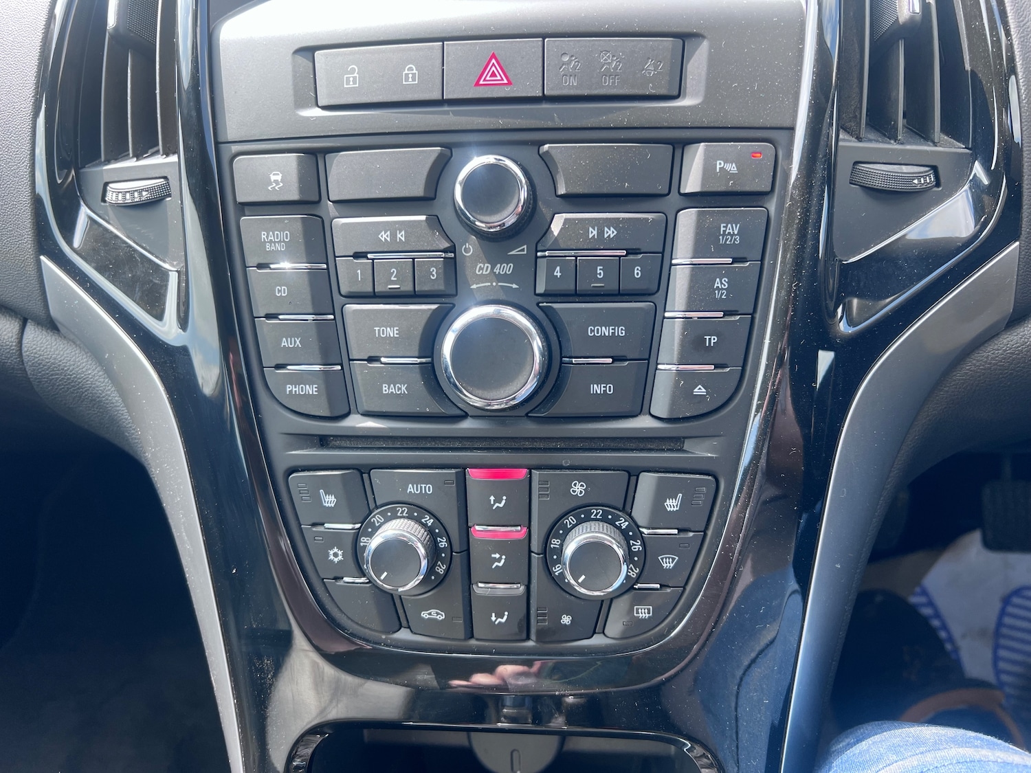 Used Vauxhall Astra for sale - 77555391: Photo 18