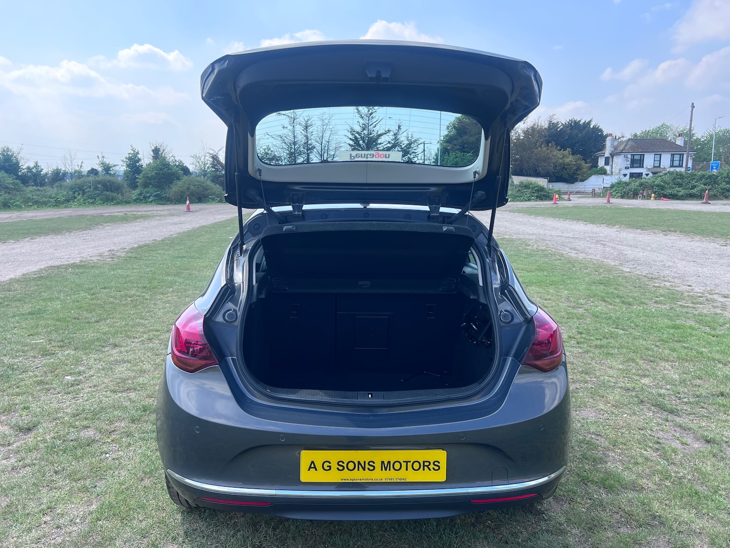 Used Vauxhall Astra for sale - 77555391: Photo 42