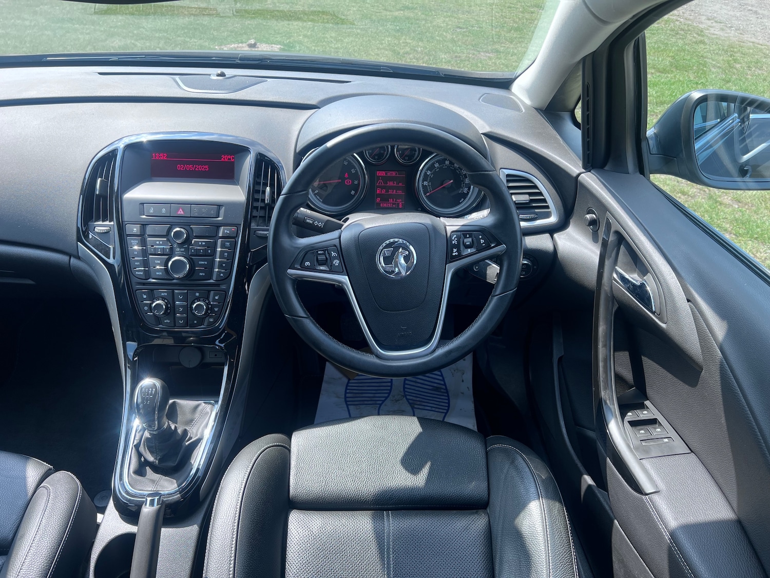 Used Vauxhall Astra for sale - 77555391: Photo 6