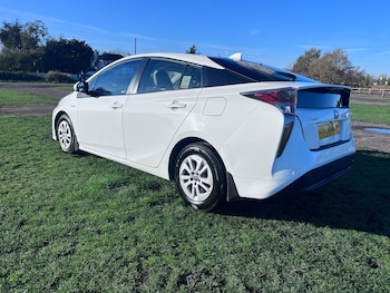 Used Toyota Prius 2016 for sale - 76661182: Photo