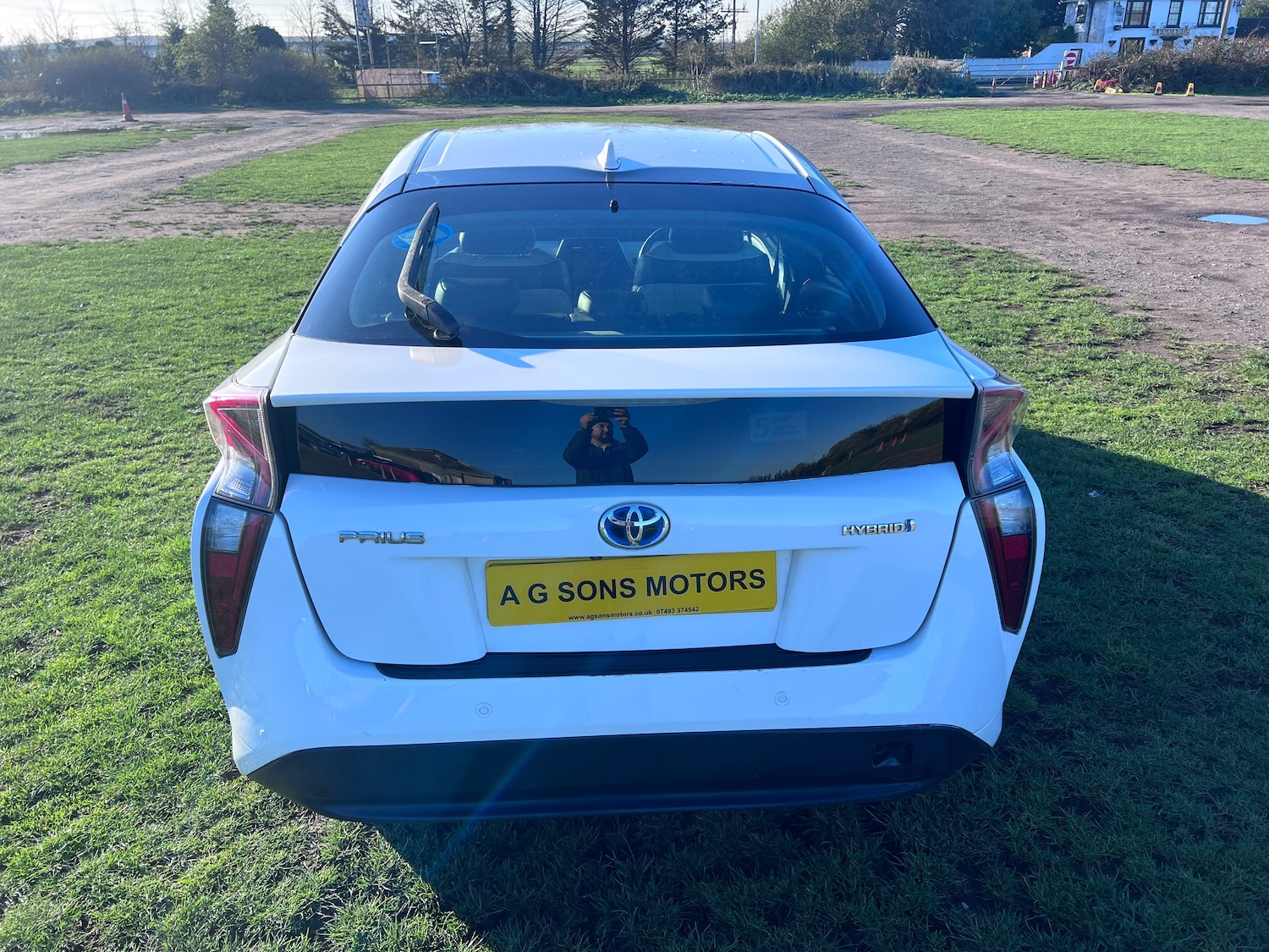Used Toyota Prius 2016 for sale - 76661182: Photo 40