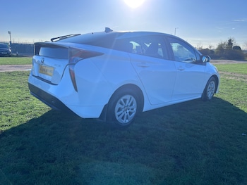 Used Toyota Prius 2016 for sale - 76661182: Photo