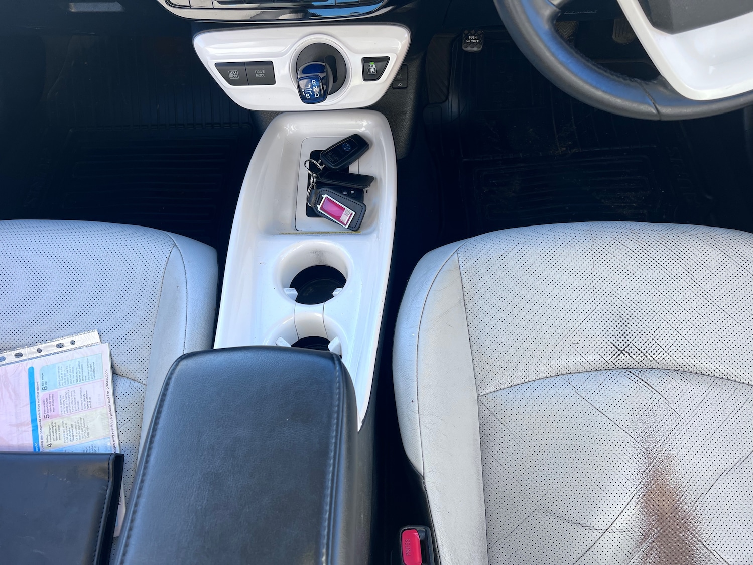 Used Toyota Prius 2016 for sale - 76661182: Photo 8