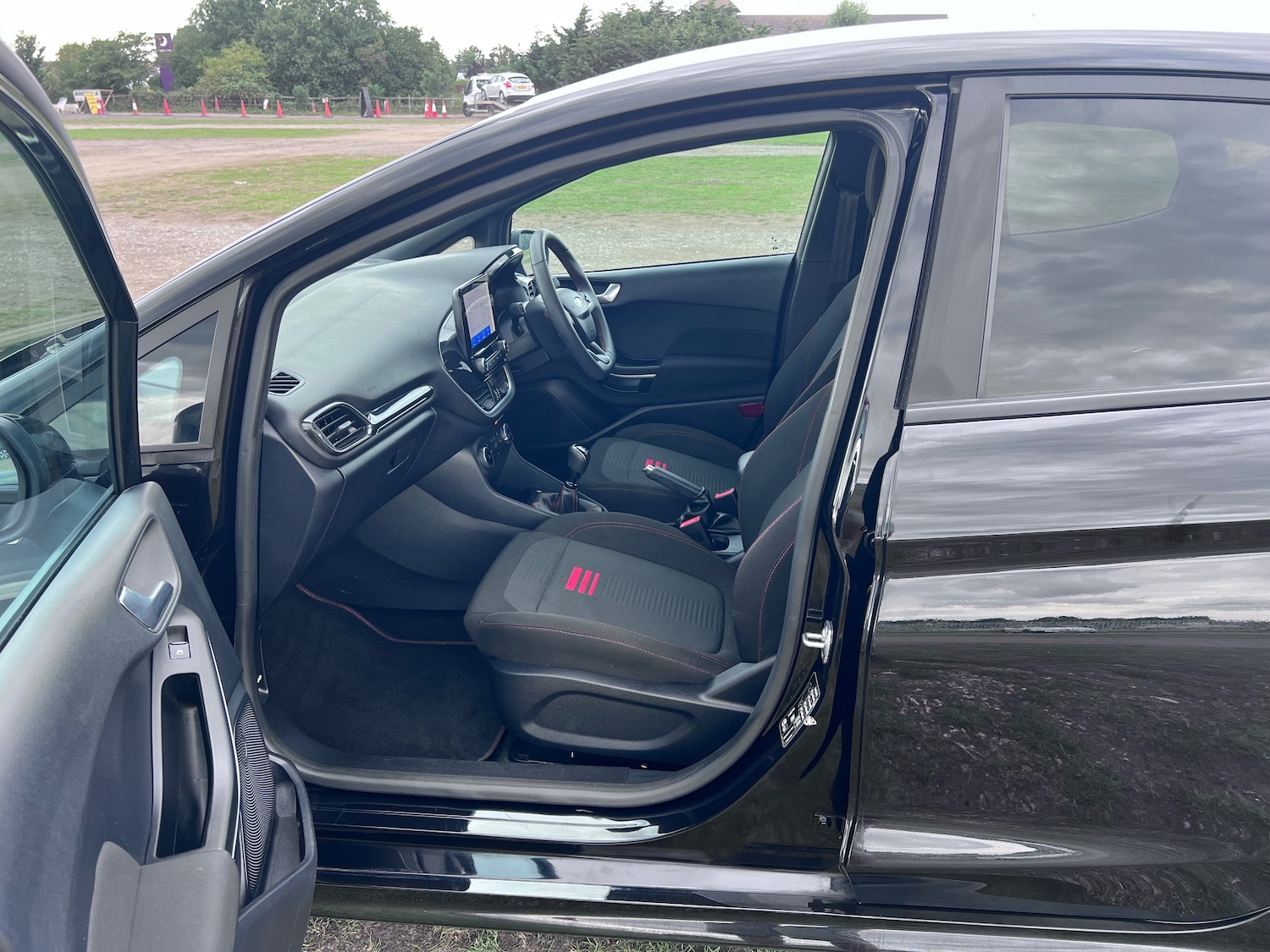 Vehicle 28