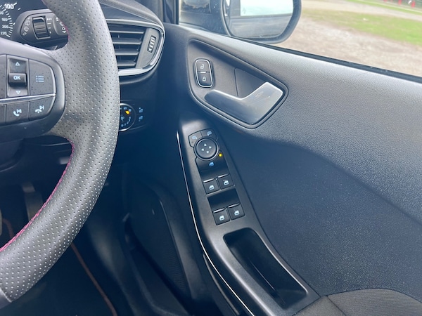 Used Ford Fiesta 2023 for sale - 75392613: Photo 8