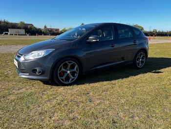 Used Ford Focus 2015 for sale - 78464120: Photo