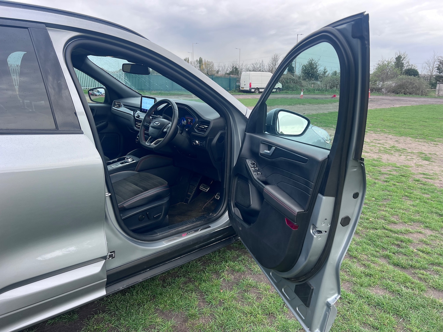 Used Ford Kuga 2023 for sale - 76410430: Photo 25