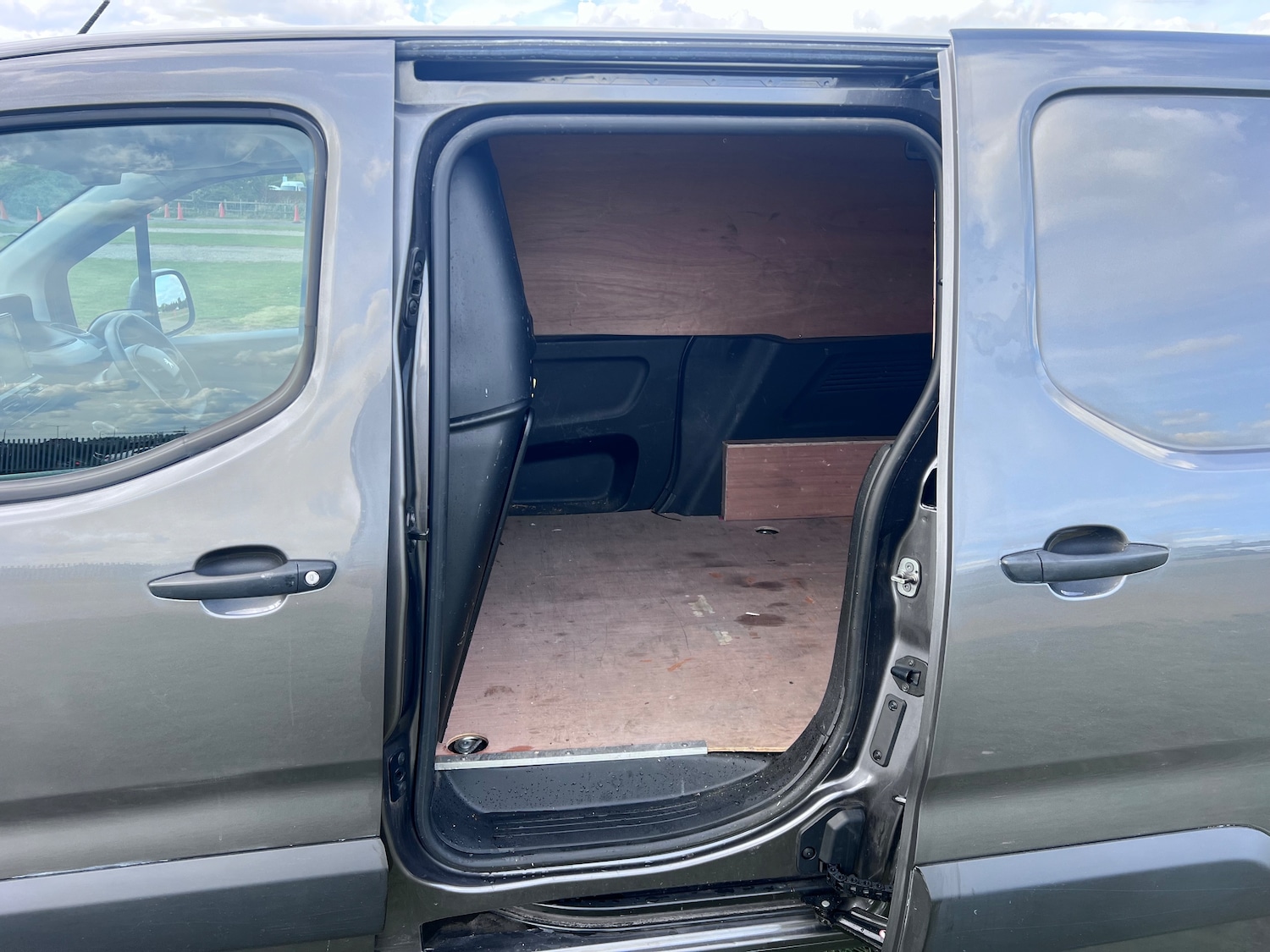 Vehicle 21
