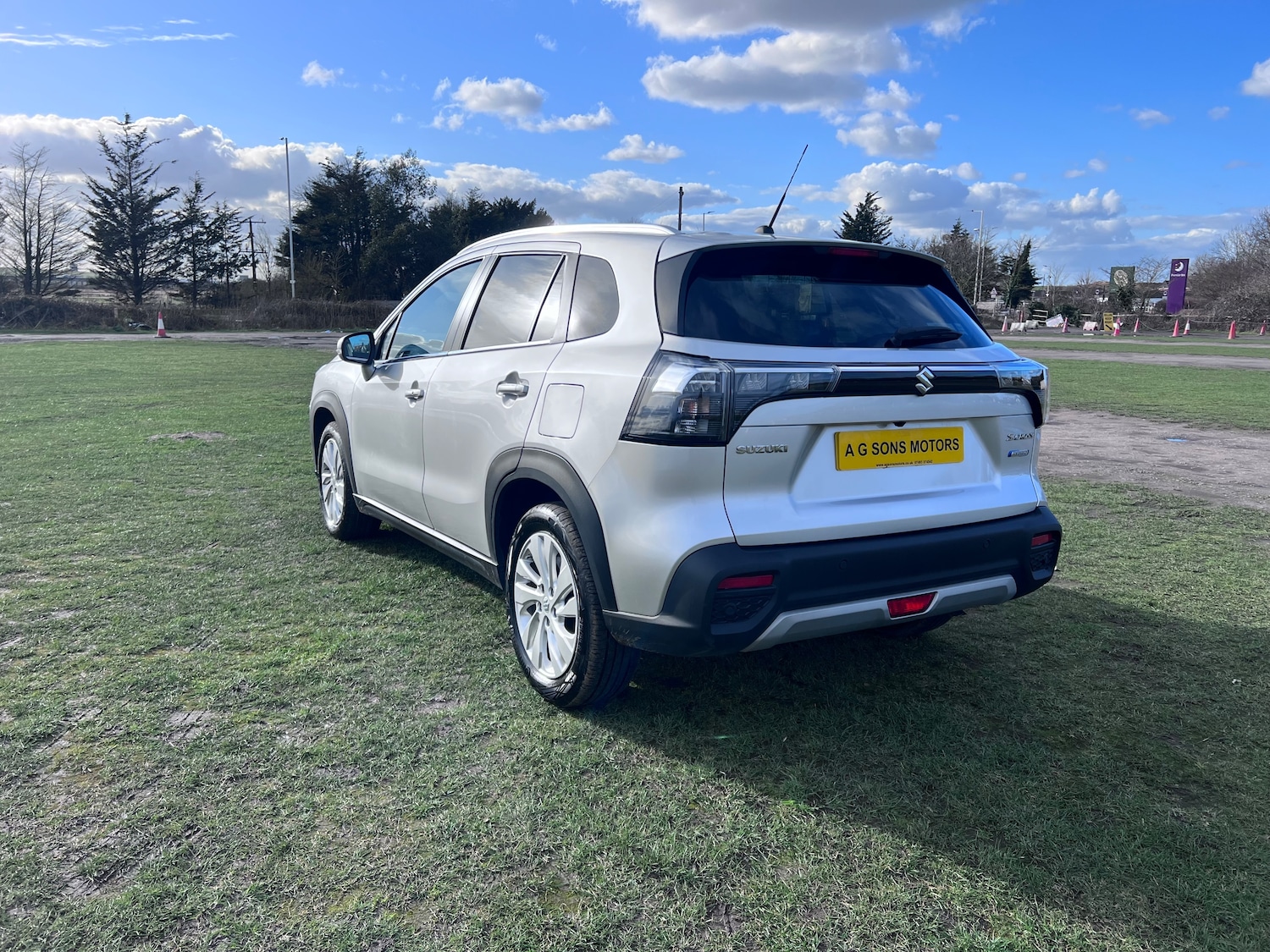 Used Suzuki SX4 S-Cross 2023 for sale - 76919071: Photo 3