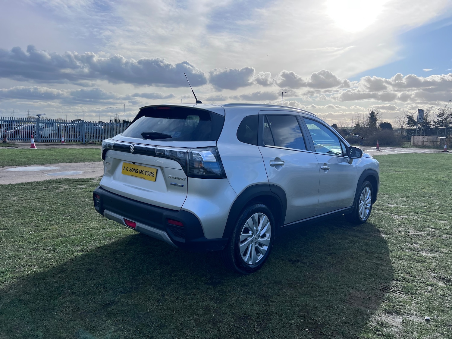 Used Suzuki SX4 S-Cross 2023 for sale - 76919071: Photo 4