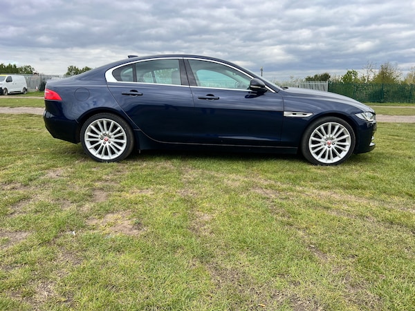 Used Jaguar XE 2017 for sale - 74624856: Photo 26