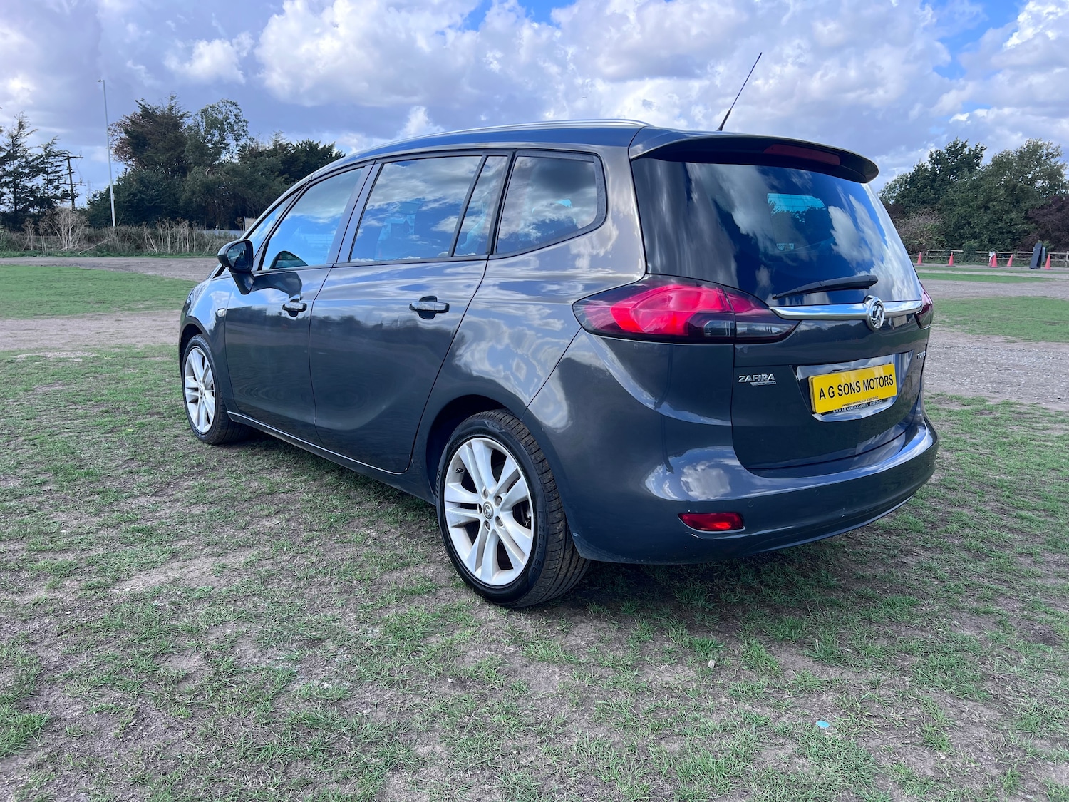 Used Vauxhall Zafira 2016 for sale - 76495784: Photo 3