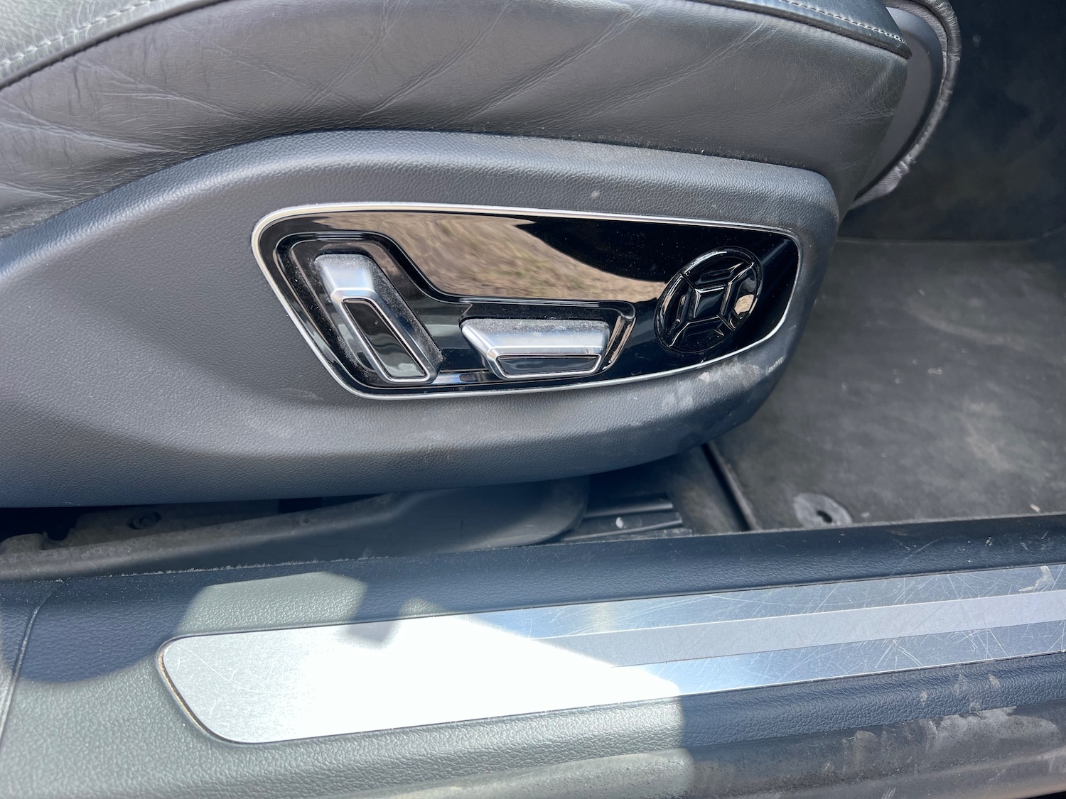 Vehicle 27