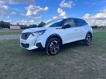 Used Peugeot 2008 2023 for sale - 75902594: Photo
