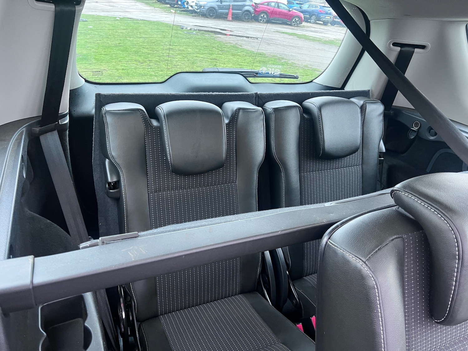 Used Renault Grand Scenic 2016 for sale - 77715523: Photo 13