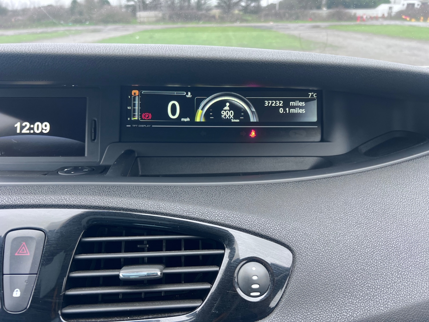 Used Renault Grand Scenic 2016 for sale - 77715523: Photo 16