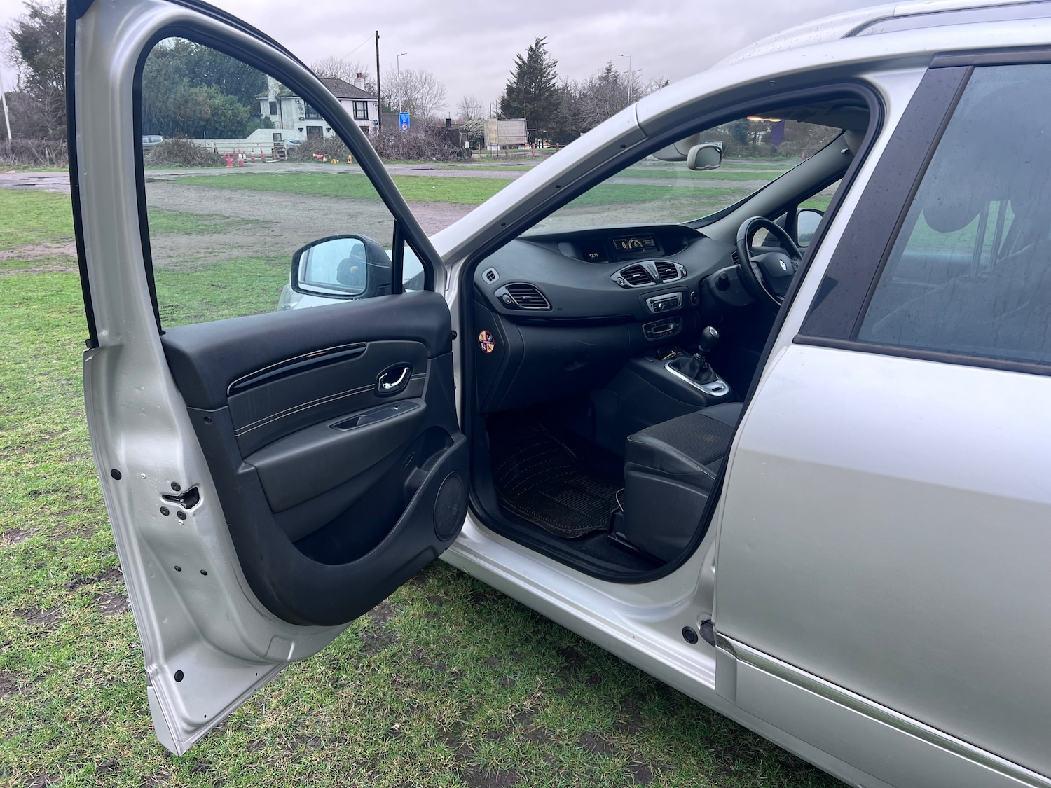 Used Renault Grand Scenic 2016 for sale - 77715523: Photo 27