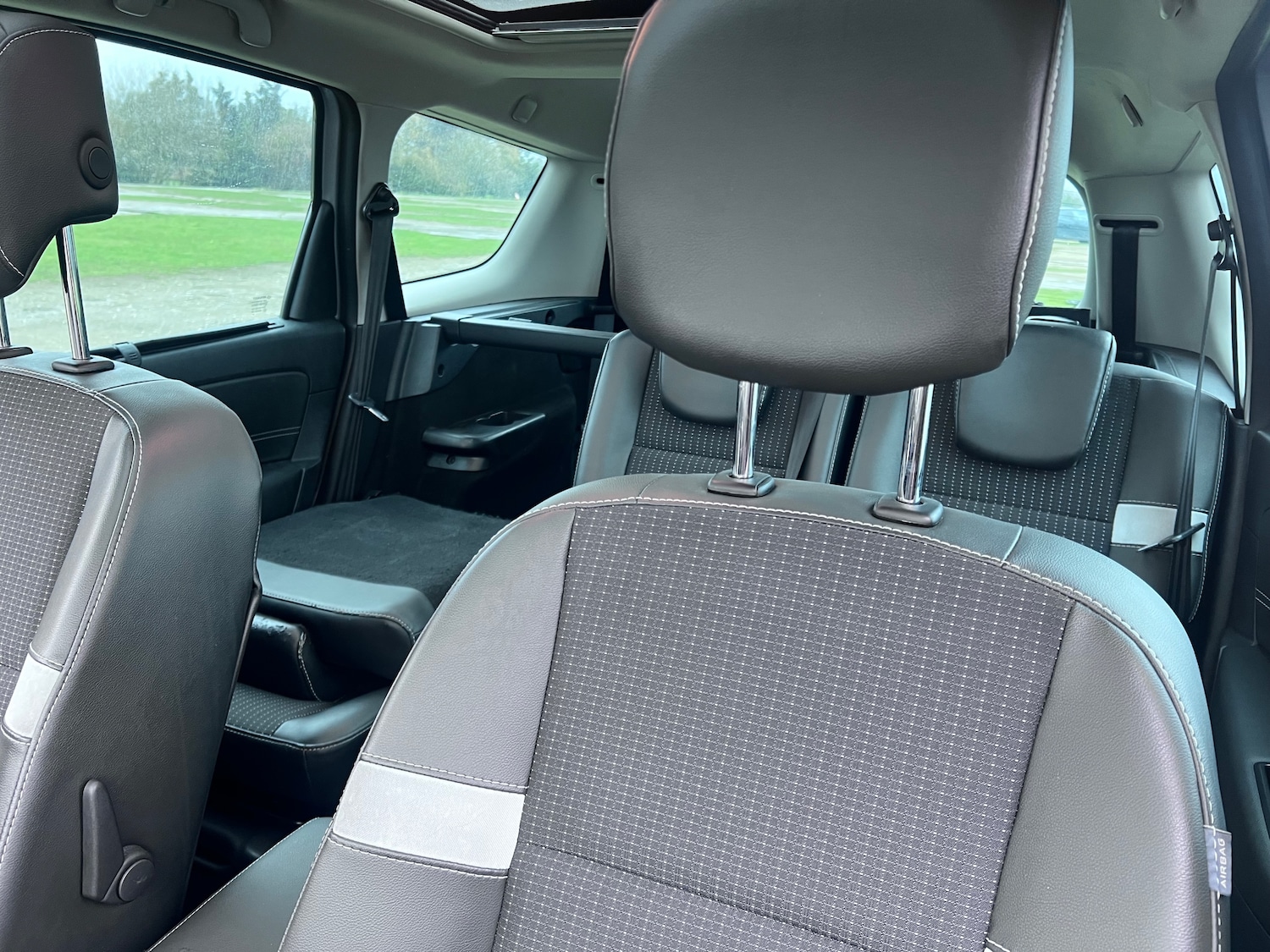 Used Renault Grand Scenic 2016 for sale - 77715523: Photo 29