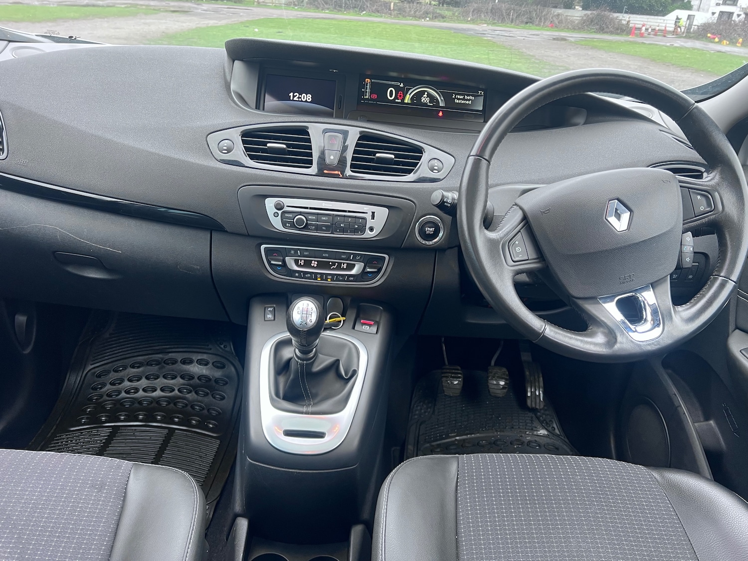 Used Renault Grand Scenic 2016 for sale - 77715523: Photo 6