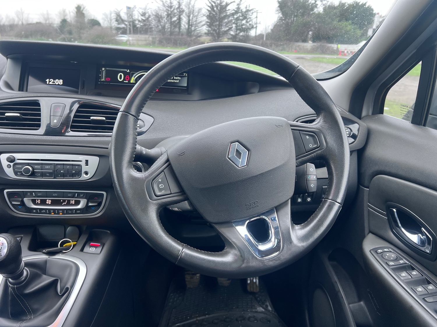 Used Renault Grand Scenic 2016 for sale - 77715523: Photo 7