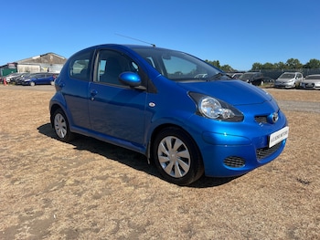 Used Toyota AYGO 2011 for sale - 79341657: Photo