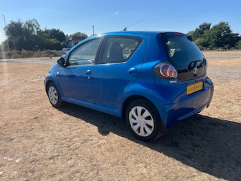 Used Toyota AYGO 2011 for sale - 79341657: Photo