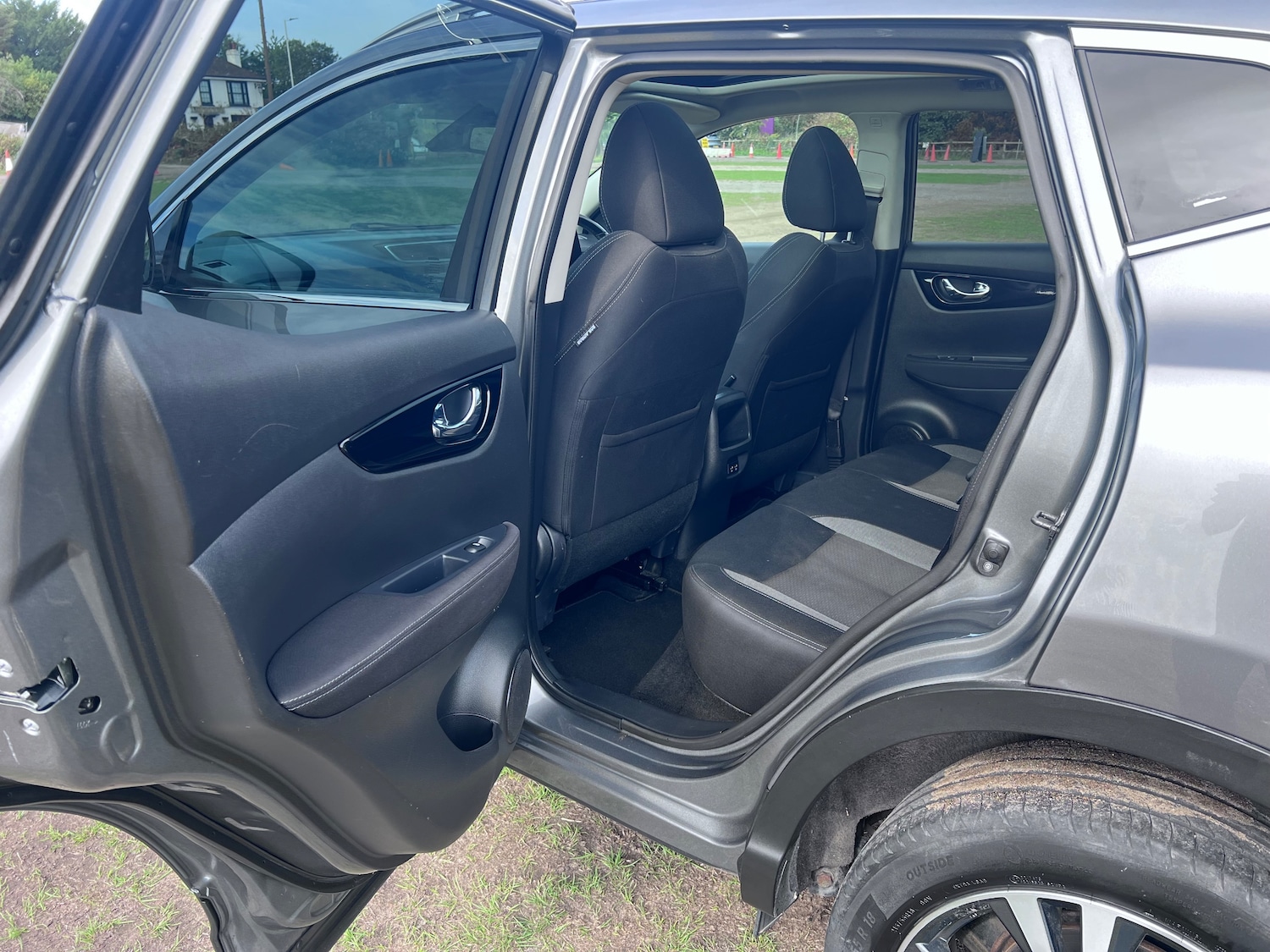 Vehicle 29