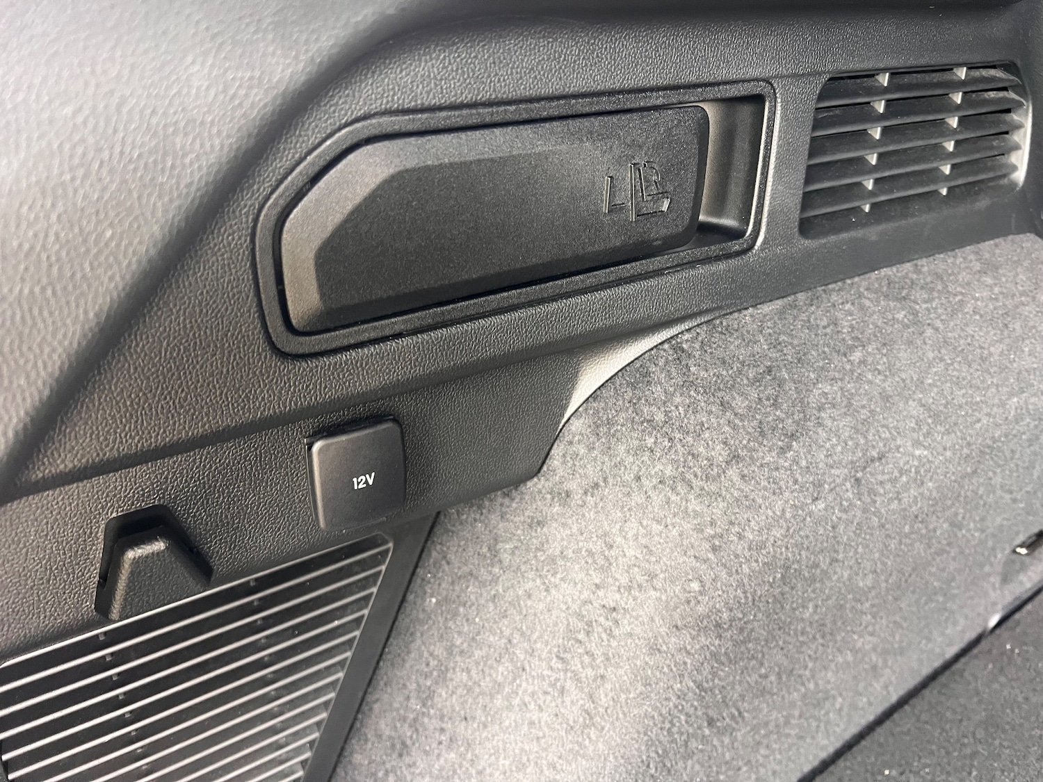 Used Ford Kuga 2023 for sale - 78141028: Photo 44