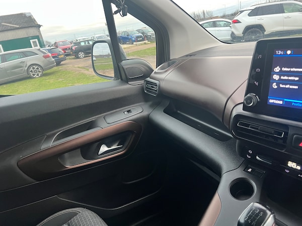 Used Peugeot Rifter 2019 for sale - 75250282: Photo 11