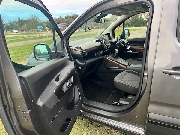 Used Peugeot Rifter 2019 for sale - 75250282: Photo 17
