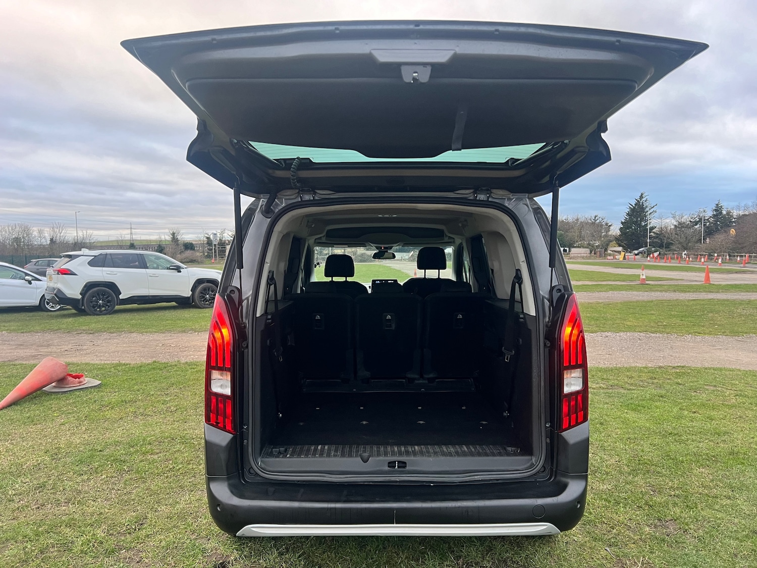 Vehicle 28