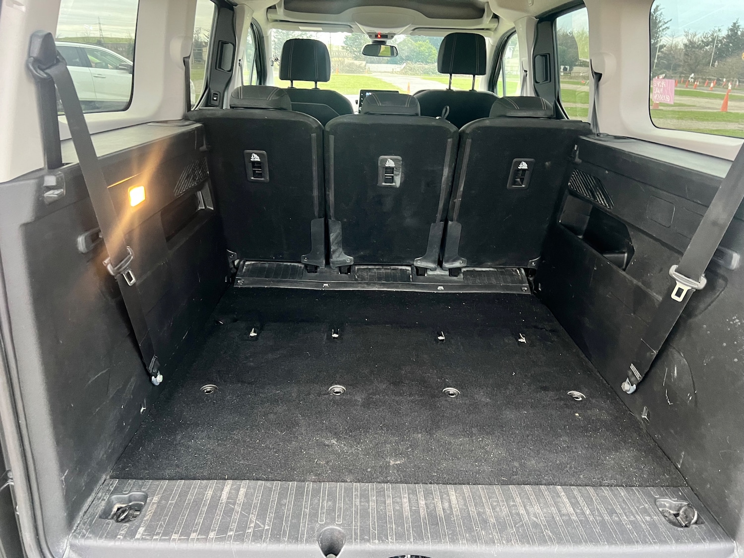 Vehicle 29