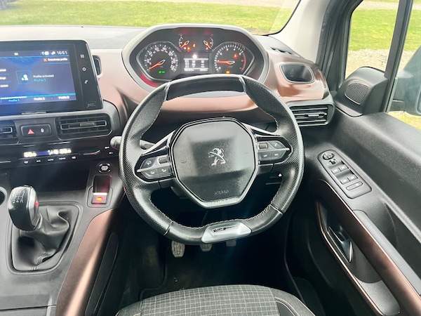 Used Peugeot Rifter 2019 for sale - 75250282: Photo 6