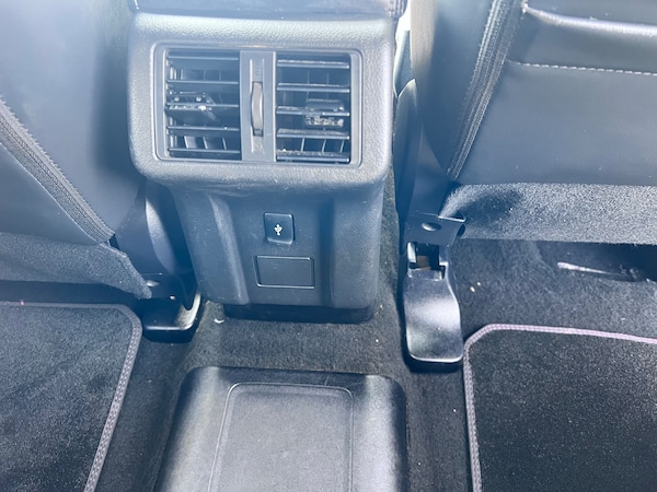 Used Mitsubishi Outlander 2018 for sale - 76219733: Photo 12