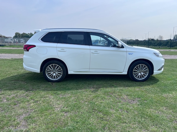 Used Mitsubishi Outlander 2018 for sale - 76219733: Photo 36