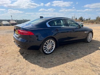 Used Jaguar XE 2017 for sale - 79499150: Photo