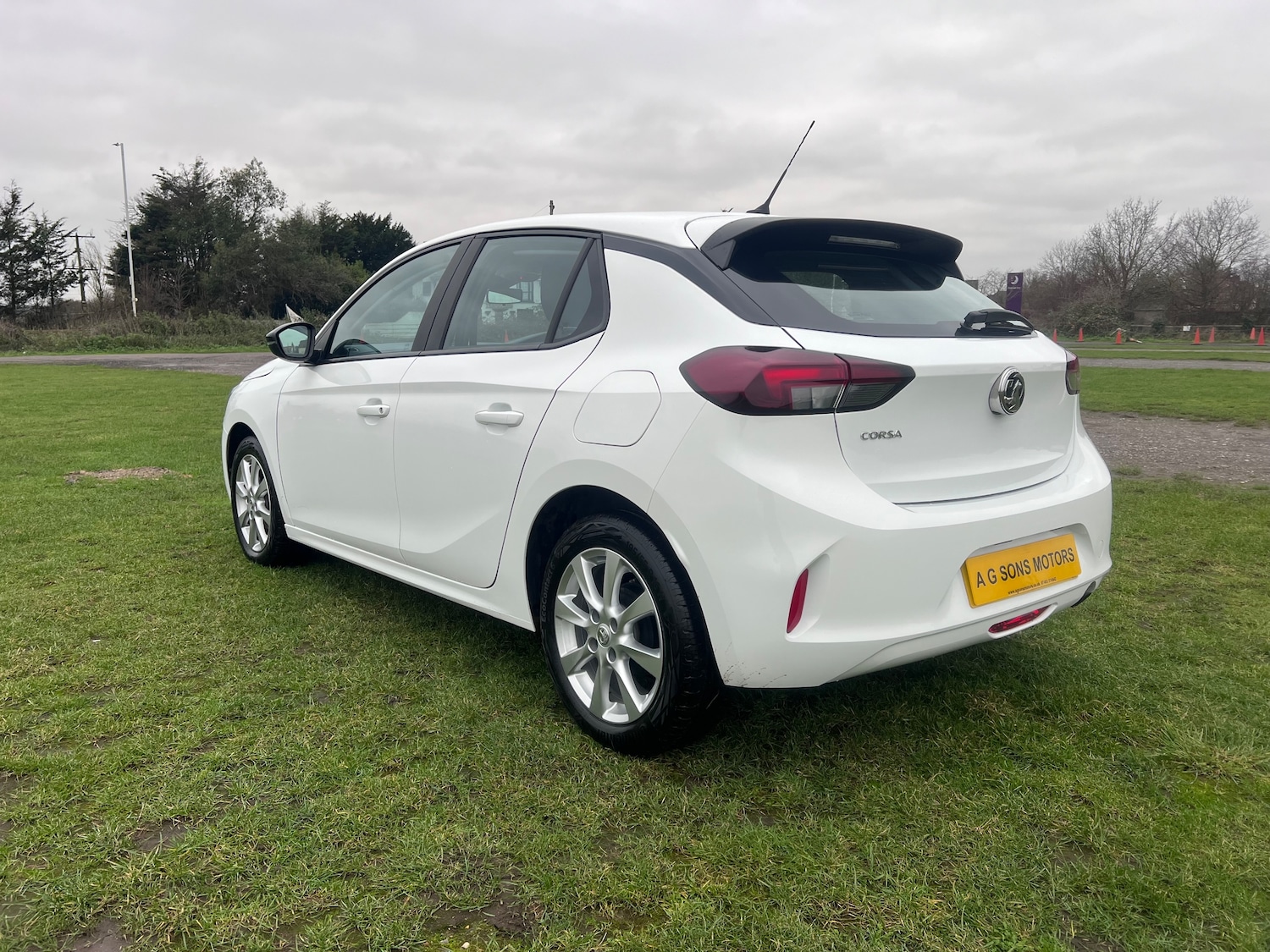 Used Vauxhall Corsa 2023 for sale - 76919104: Photo 3