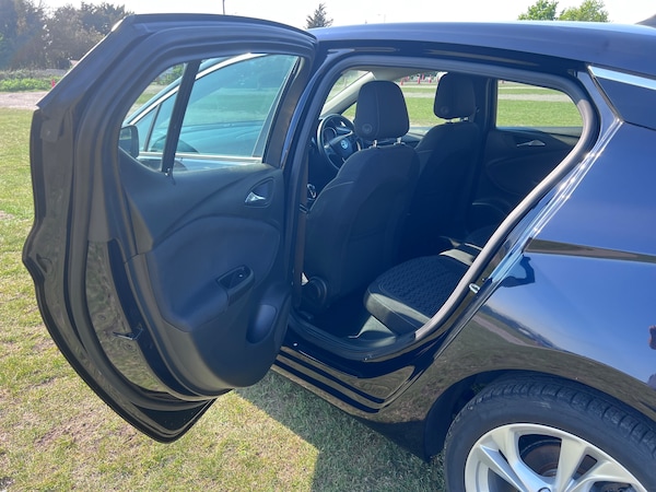 Used Vauxhall Astra 2018 for sale - 74536150: Photo 23
