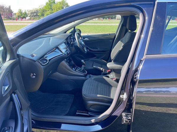 Used Vauxhall Astra 2018 for sale - 74536150: Photo 25