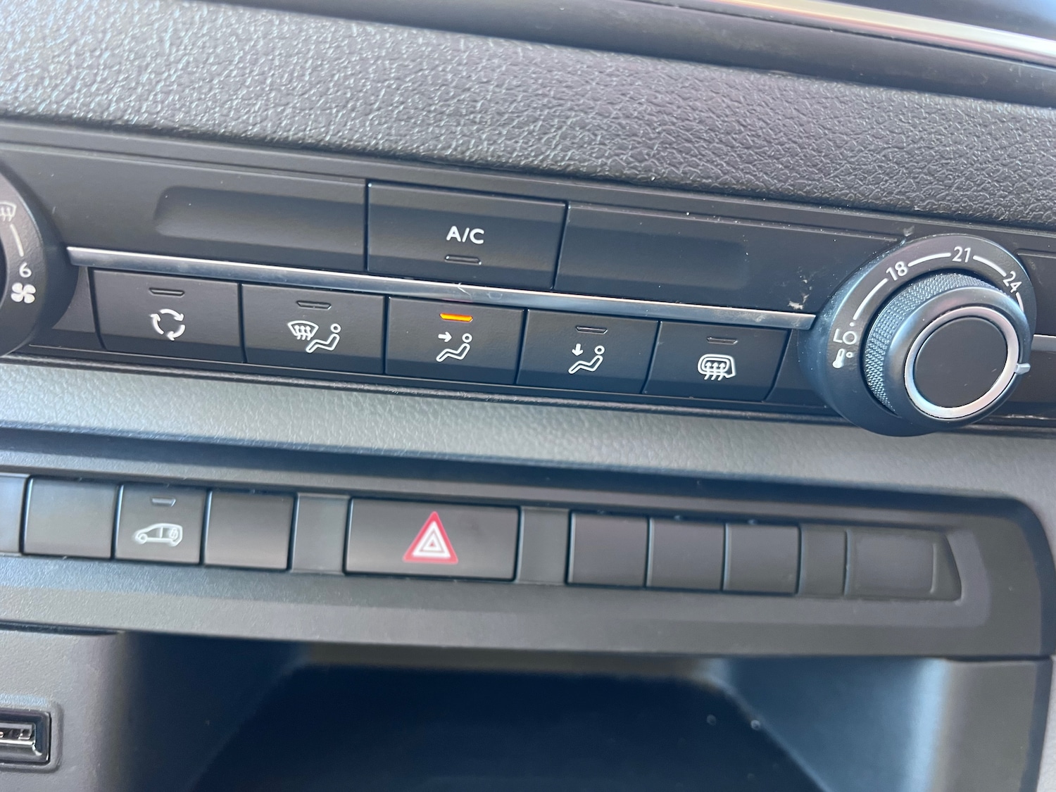 Used Vauxhall Vivaro 2022 for sale - 77786426: Photo 14