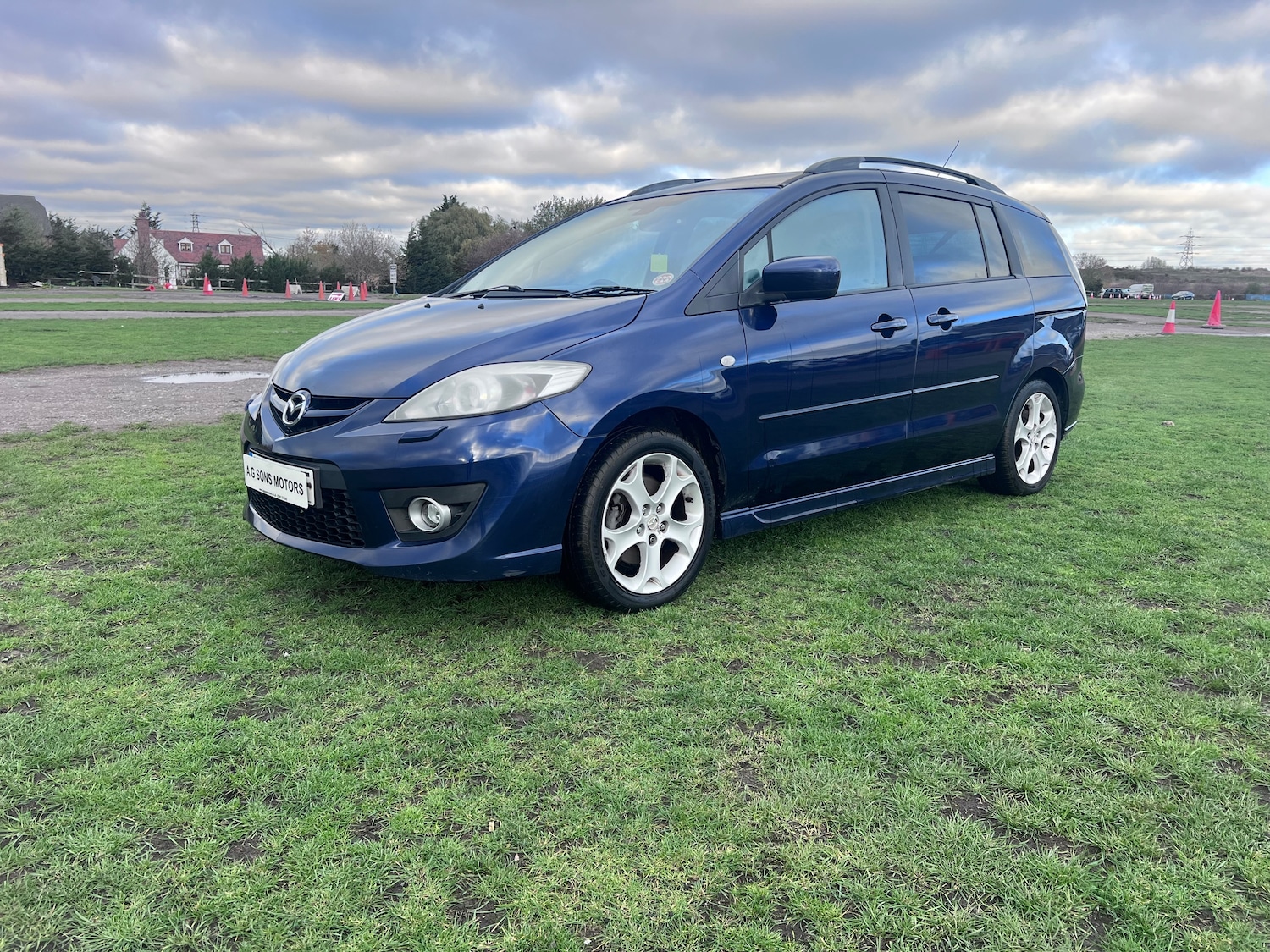 Used Mazda Mazda5 2009 for sale - 76697836: Photo 2