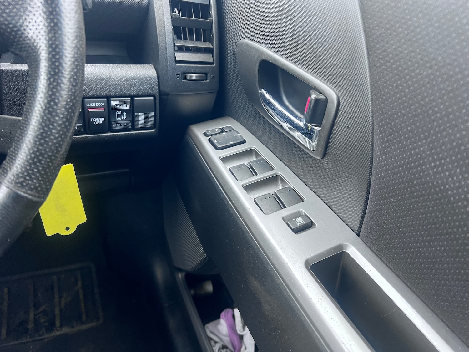 Used Mazda Mazda5 2009 for sale - 76697836: Photo 9