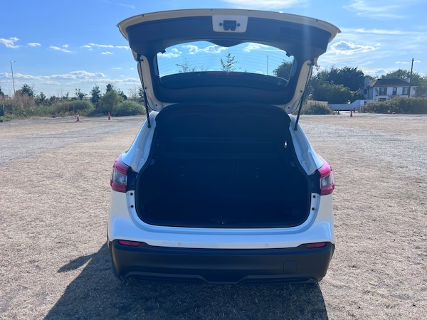 Used Nissan Qashqai 2018 for sale - 75216354: Photo 38