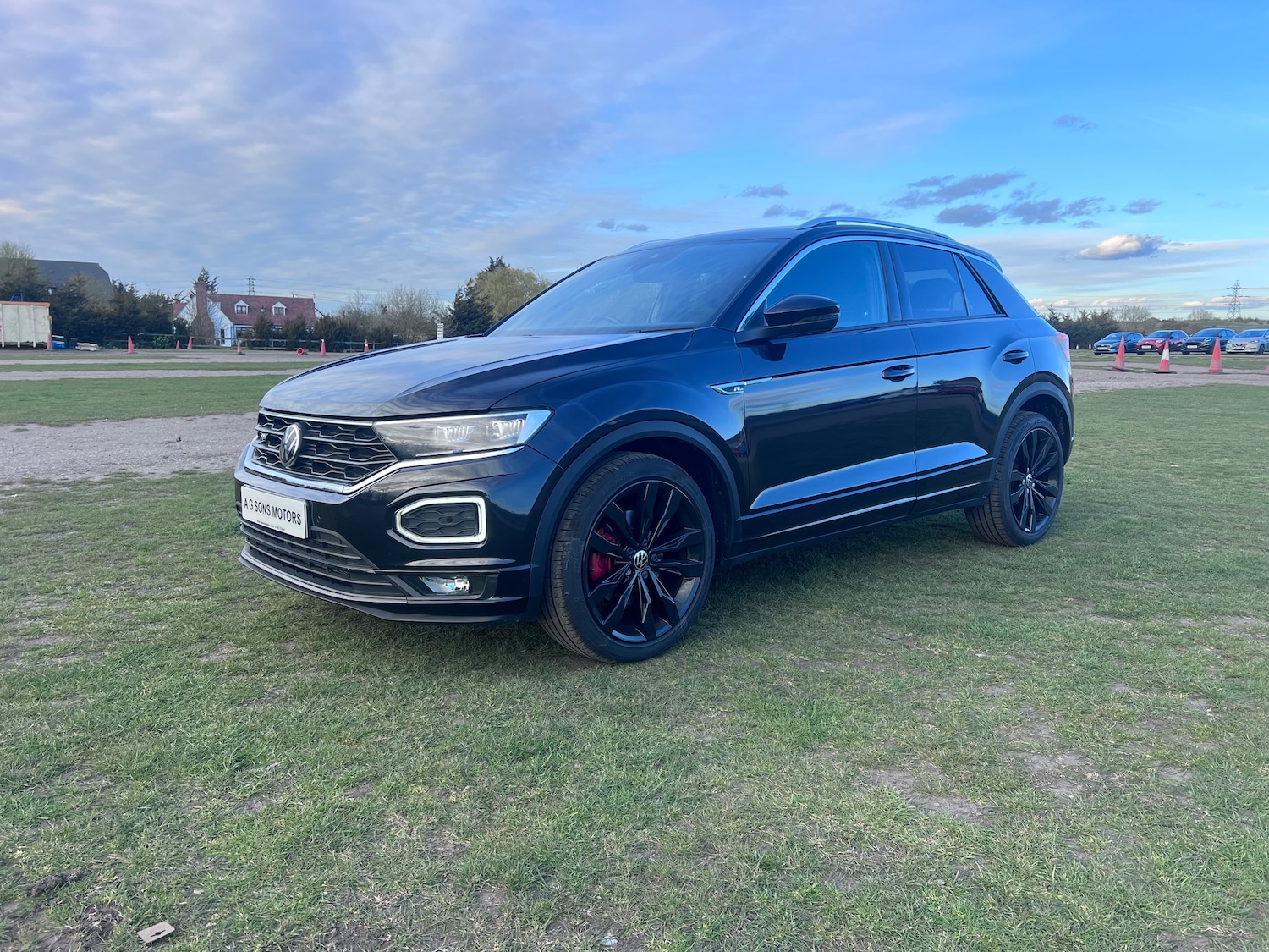 Used Volkswagen T-Roc 2021 for sale - 78074860: Photo 2