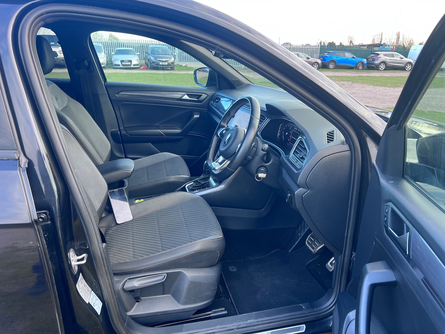 Used Volkswagen T-Roc 2021 for sale - 78074860: Photo 25