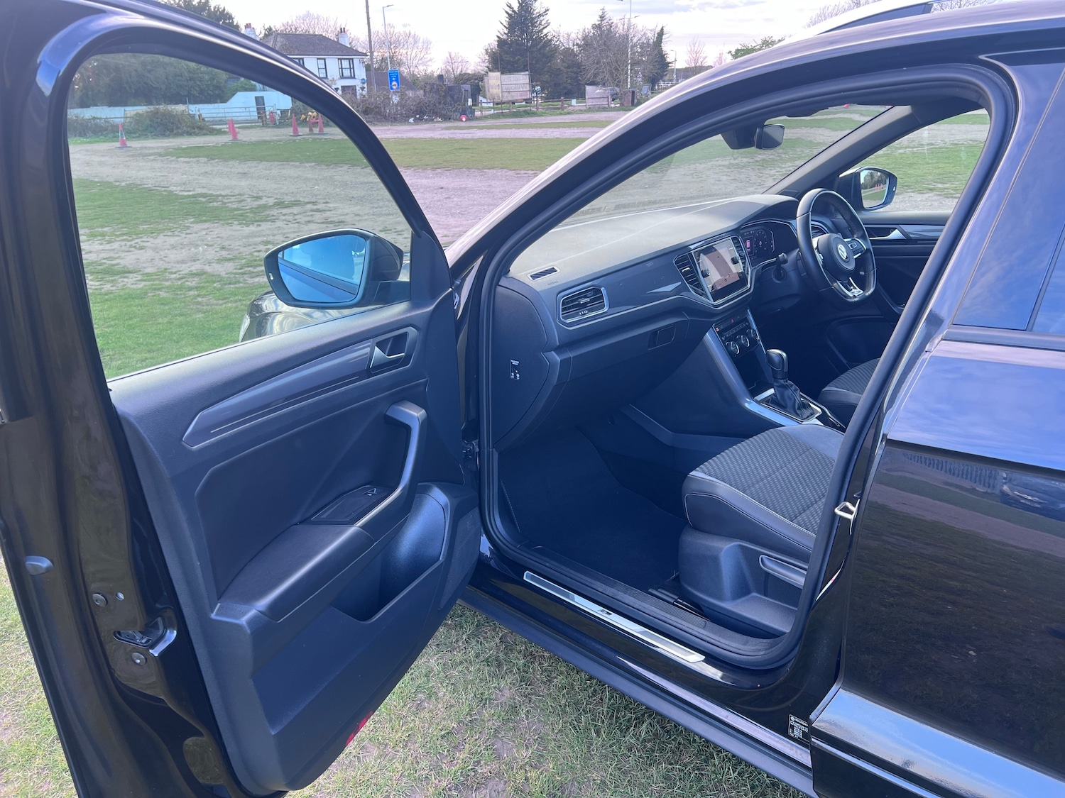 Used Volkswagen T-Roc 2021 for sale - 78074860: Photo 28